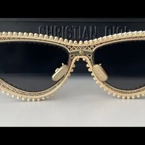 Dior | Accessories | Christian Dior Miss Dior Faux Pearl  display picture 2